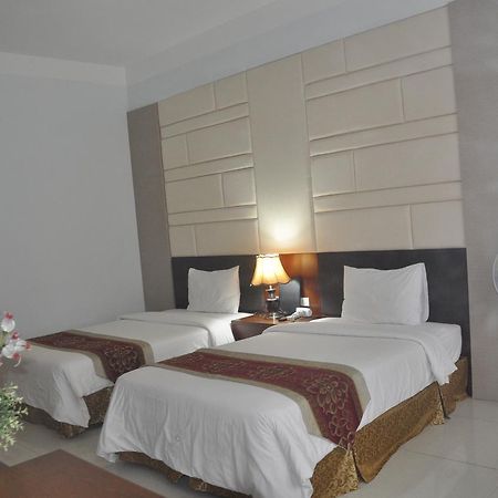Cong Doan Mong Cai Hotel Quang Ninh  Esterno foto