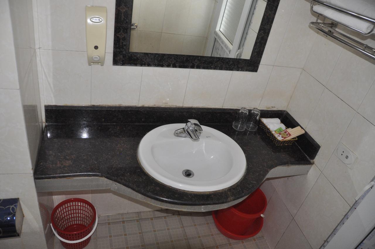 Cong Doan Mong Cai Hotel Quang Ninh  Esterno foto